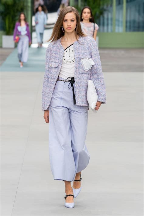 chanel resort 2020 vogue runway|chanel resort jacket 2020.